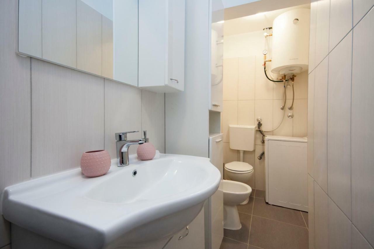 Apartment Marsela Šibenik Esterno foto